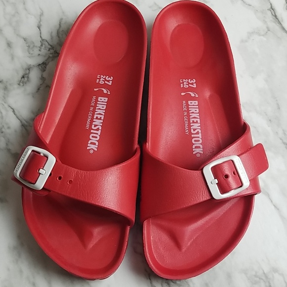 red rubber birks